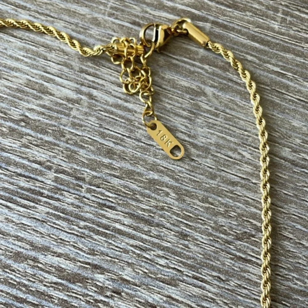 Italian vintage necklace A220